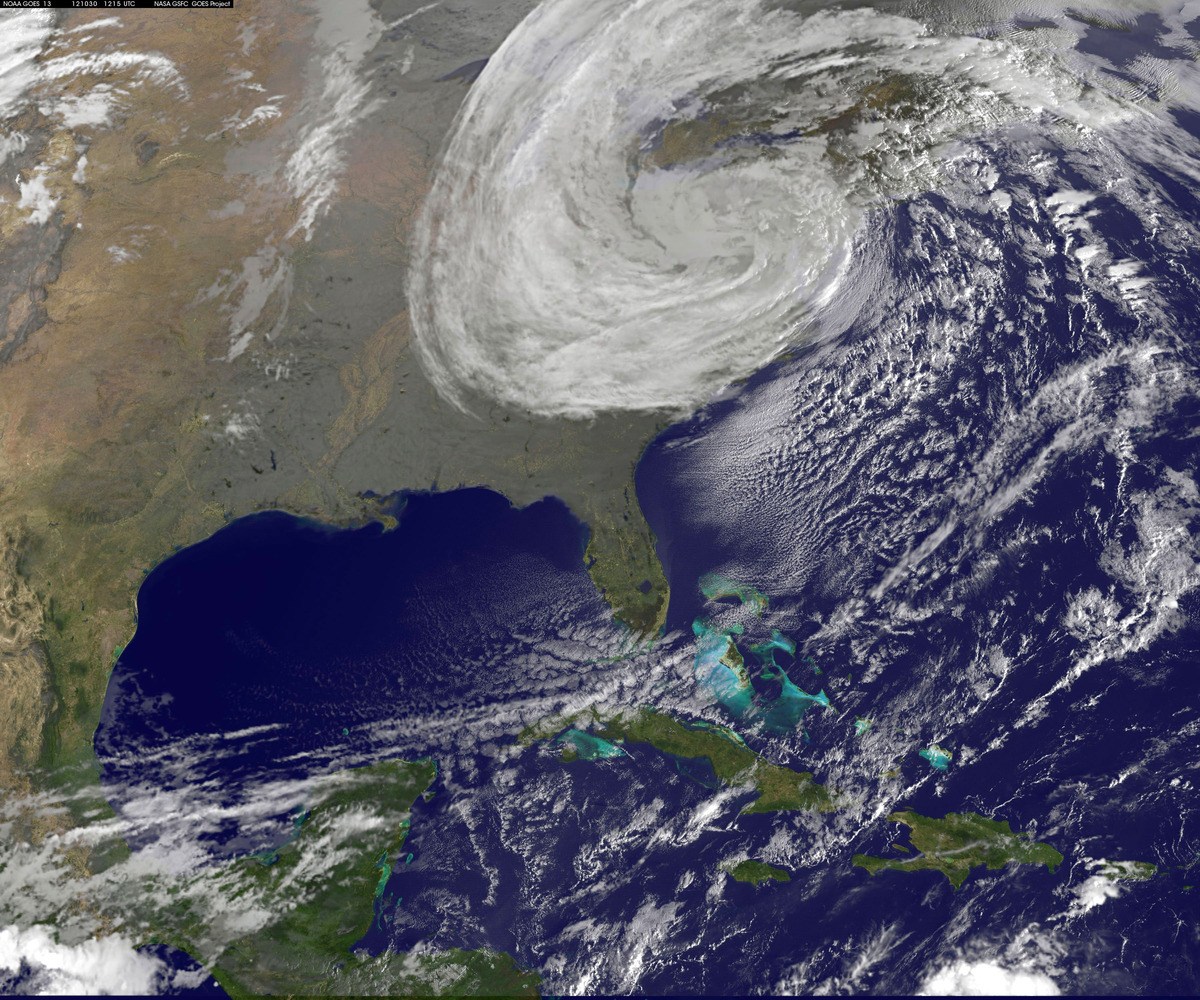 The Full moon and Hurricane Sandy